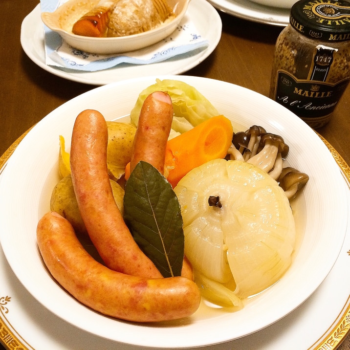 丸ごと玉ねぎ*トロトロポトフ